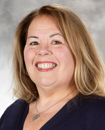 Elizabeth James, LMHC Headshot